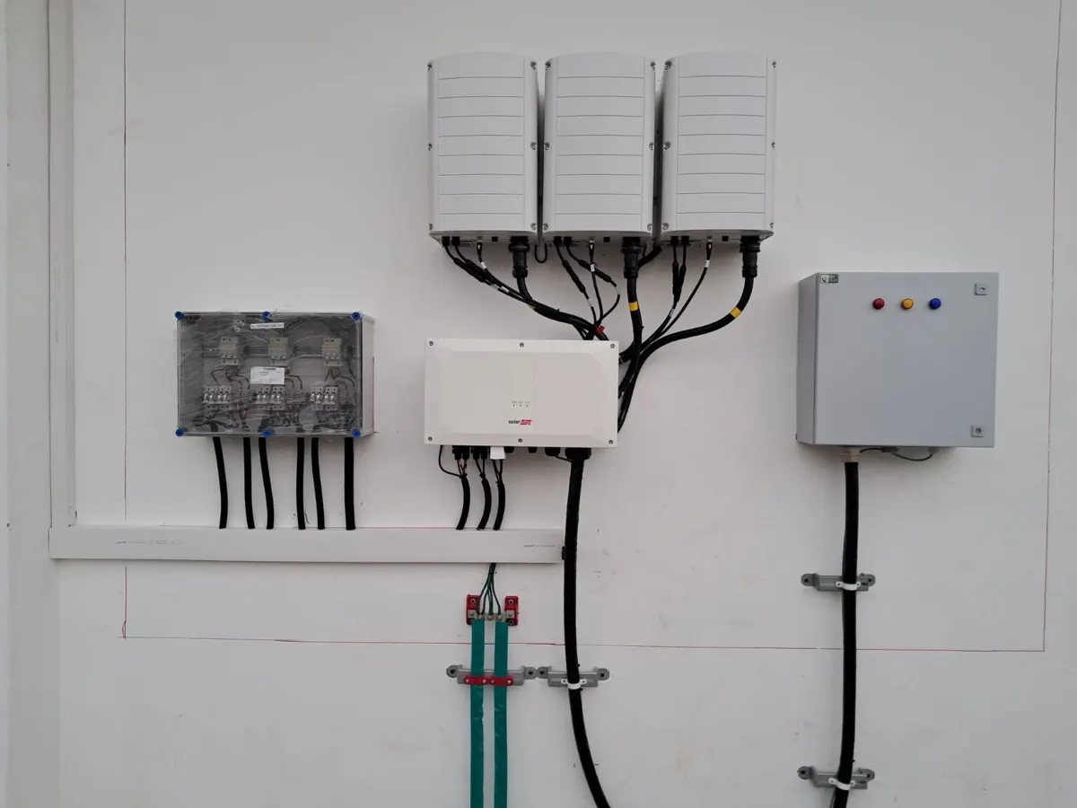 SolarEdge 100 kW inverter installation with accessories